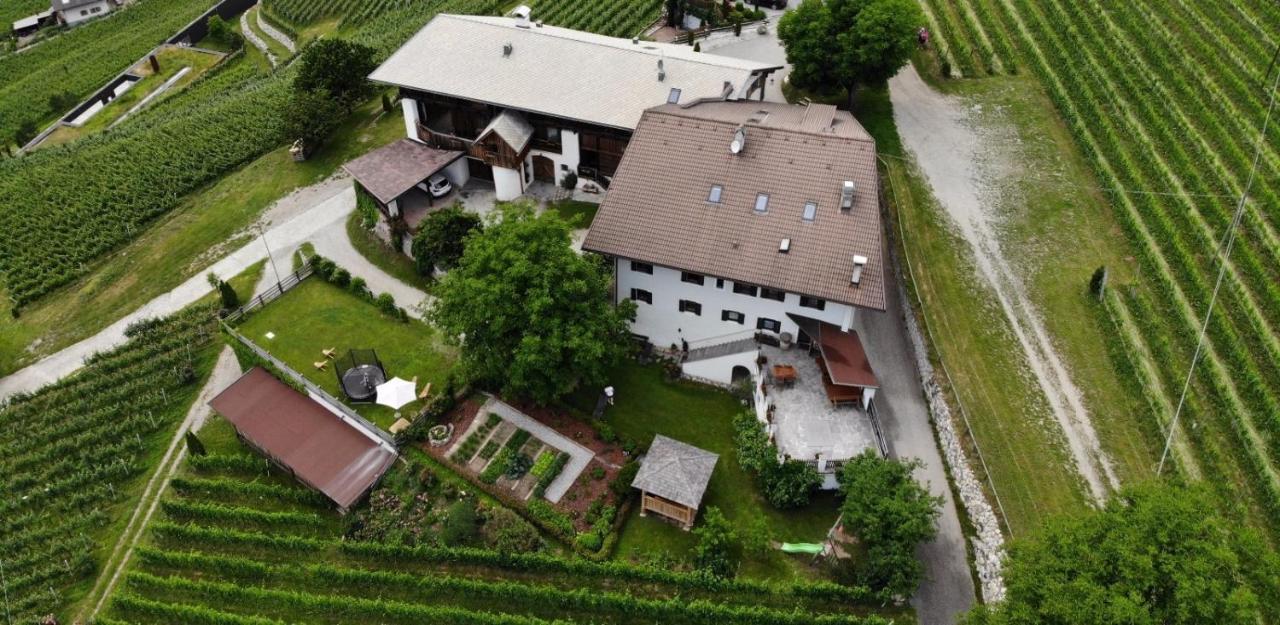 Strasserhof Tenuta-Weingut Vahrn 外观 照片